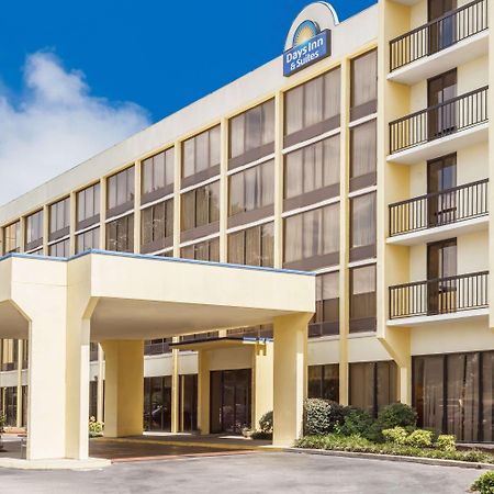 Days Inn & Suites By Wyndham Se Columbia Ft Jackson Kültér fotó